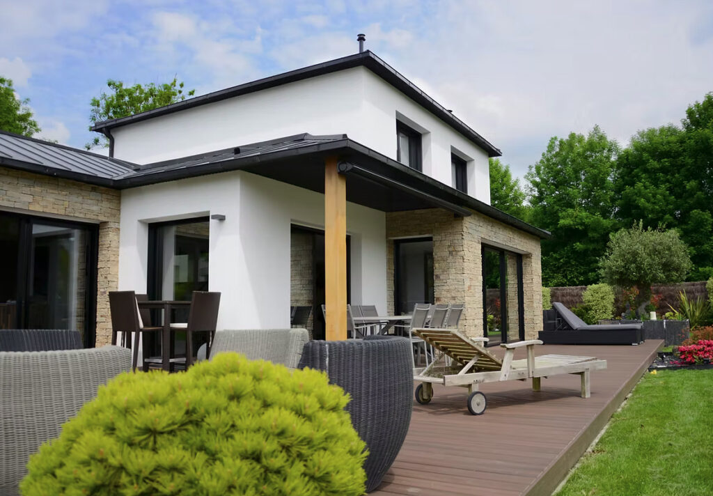 Bâtiment résidentiel typique dans le secteur de l’immobilier d’habitation